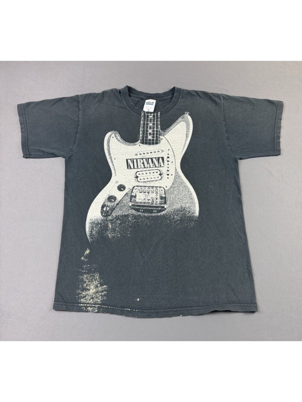 Rare Vintage Y2K Nirvana Band Tee Guitar Punk Grunge Skate Sun Fade Shirt